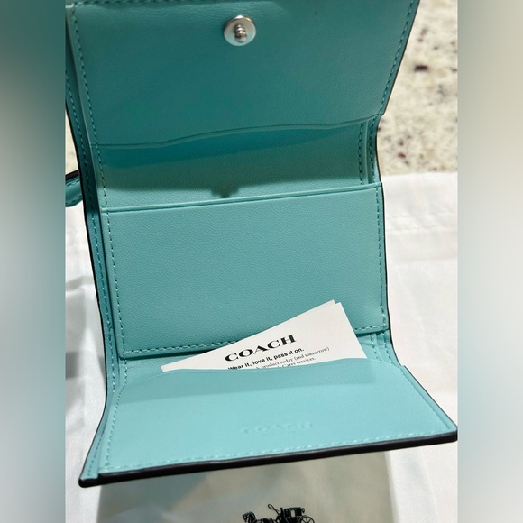 ‼️SOLD‼️COACH mini wallet - Picture 5 of 7
